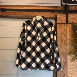 Size lg Buffalo plaid 1/4 zip euc